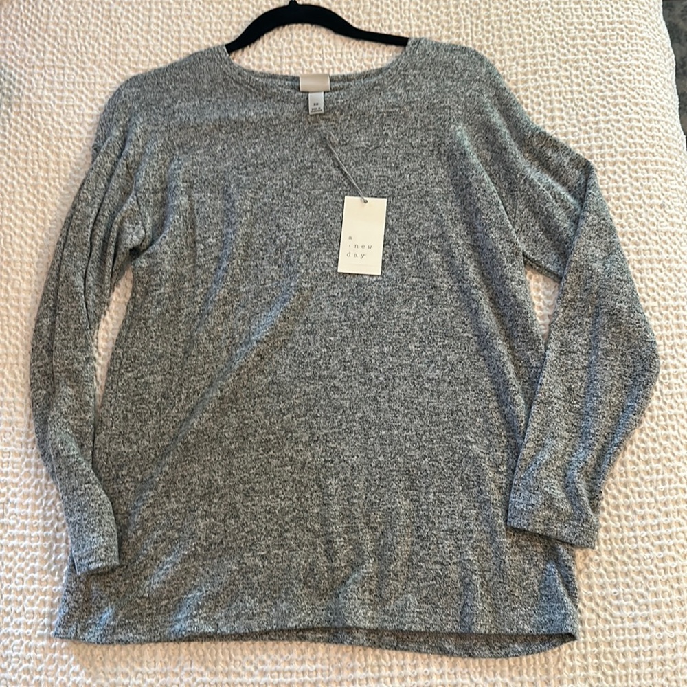NWT A new day sweater